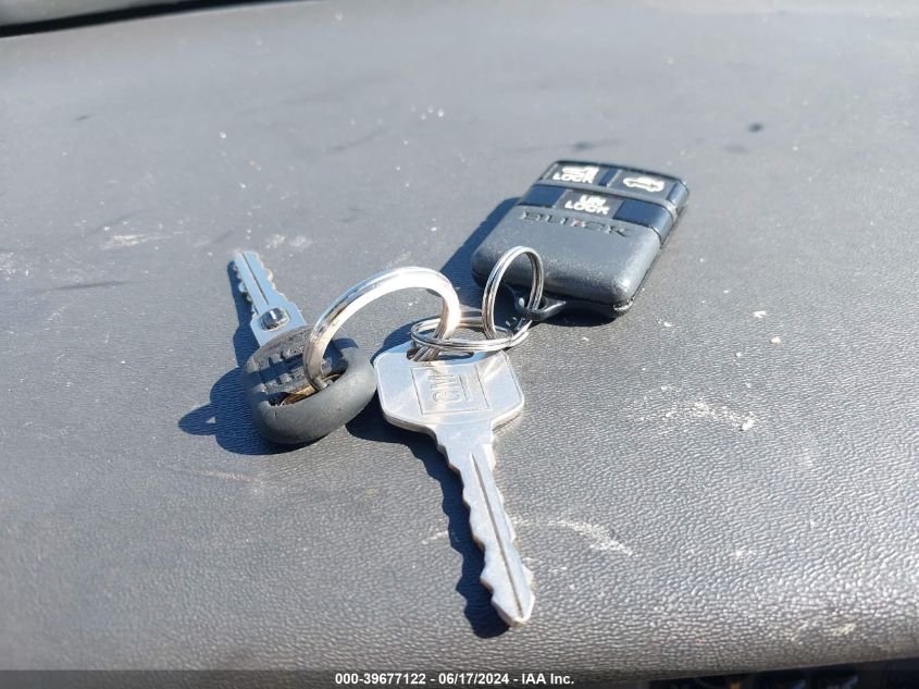 1995 Buick Riviera VIN: 1G4GD221XS4735032 Lot: 39677122