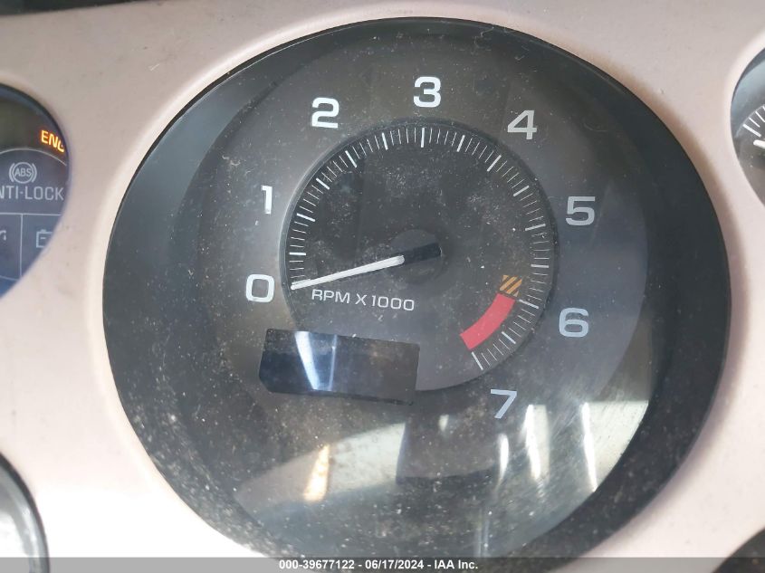 1995 Buick Riviera VIN: 1G4GD221XS4735032 Lot: 39677122