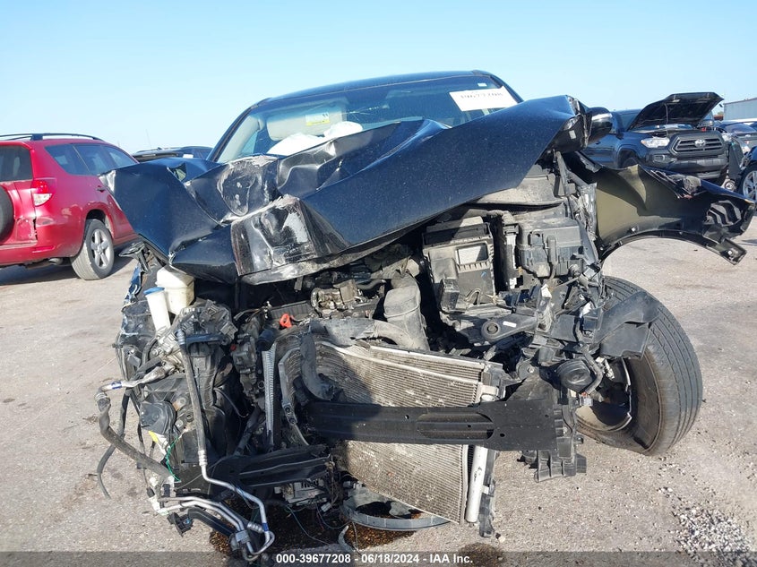 2019 Kia Sorento 2.4L L VIN: 5XYPG4A34KG579520 Lot: 39677208