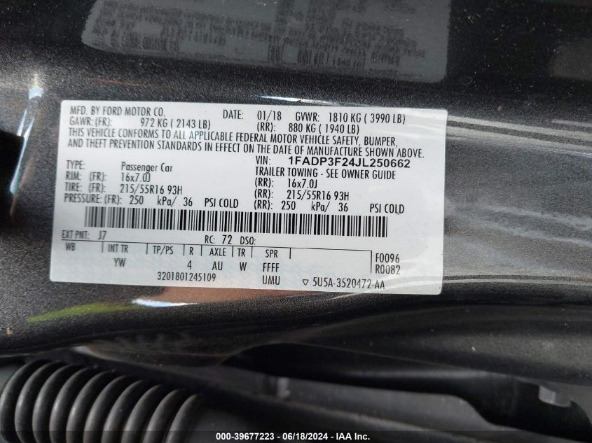 2018 Ford Focus Se VIN: 1FADP3F24JL250662 Lot: 39677223