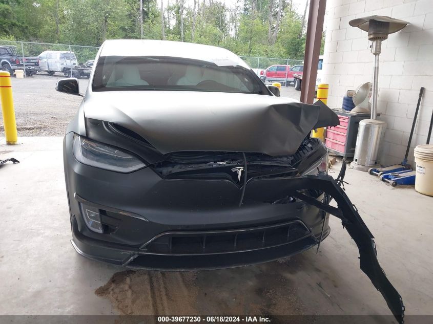 2019 Tesla Model X P100D/Performance VIN: 5YJXCBE4XKF185305 Lot: 39677230