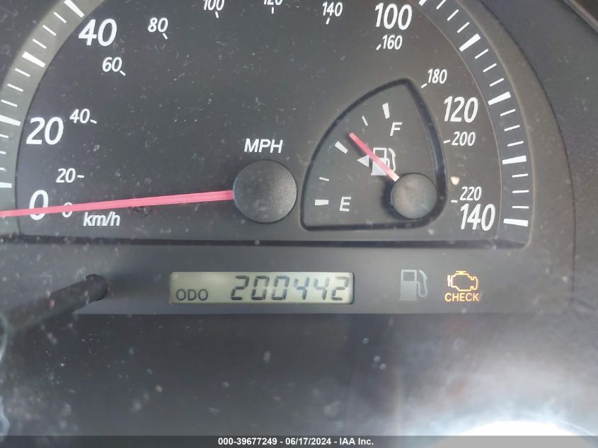 2003 Toyota Camry Le VIN: 4T1BE32KX3U670822 Lot: 39677249