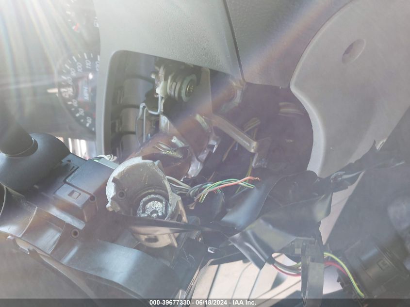 2005 Ford Focus Zx4 VIN: 1FAFP34N05W252435 Lot: 39677330