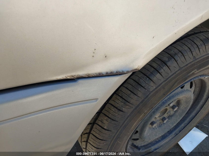 2003 Toyota Sienna Le VIN: 4T3ZF13C73U528846 Lot: 39677331