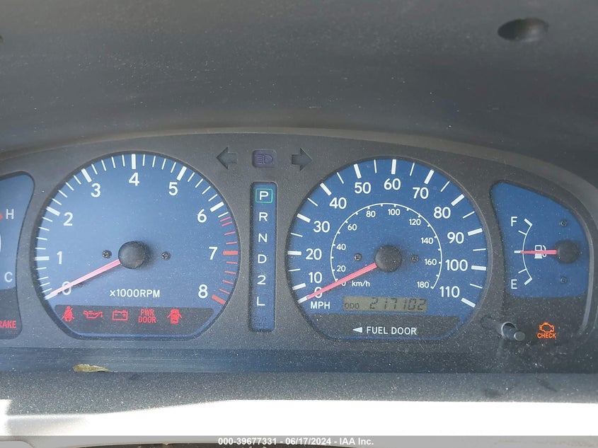 2003 Toyota Sienna Le VIN: 4T3ZF13C73U528846 Lot: 39677331