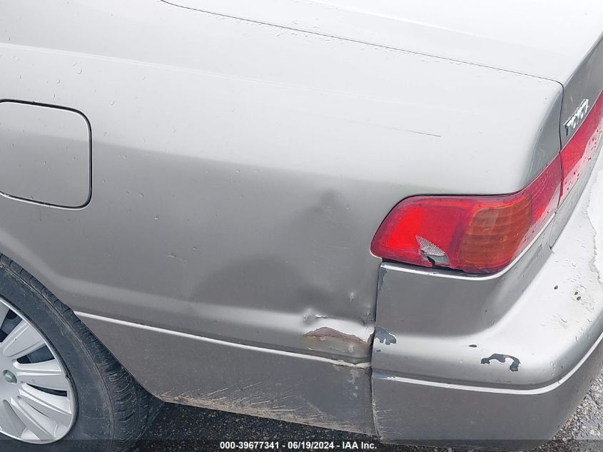 2000 Toyota Camry Le VIN: 4T1BG22K9YU701263 Lot: 39677341