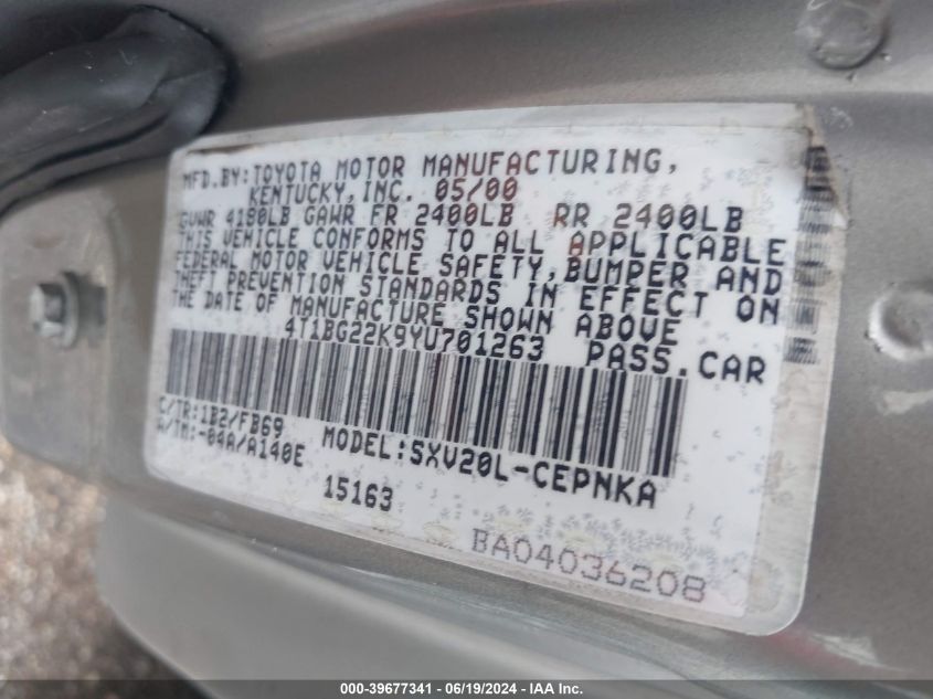 2000 Toyota Camry Le VIN: 4T1BG22K9YU701263 Lot: 39677341