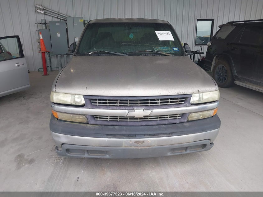 2002 Chevrolet Silverado 1500 Ls VIN: 2GCEC19W121385618 Lot: 39677523