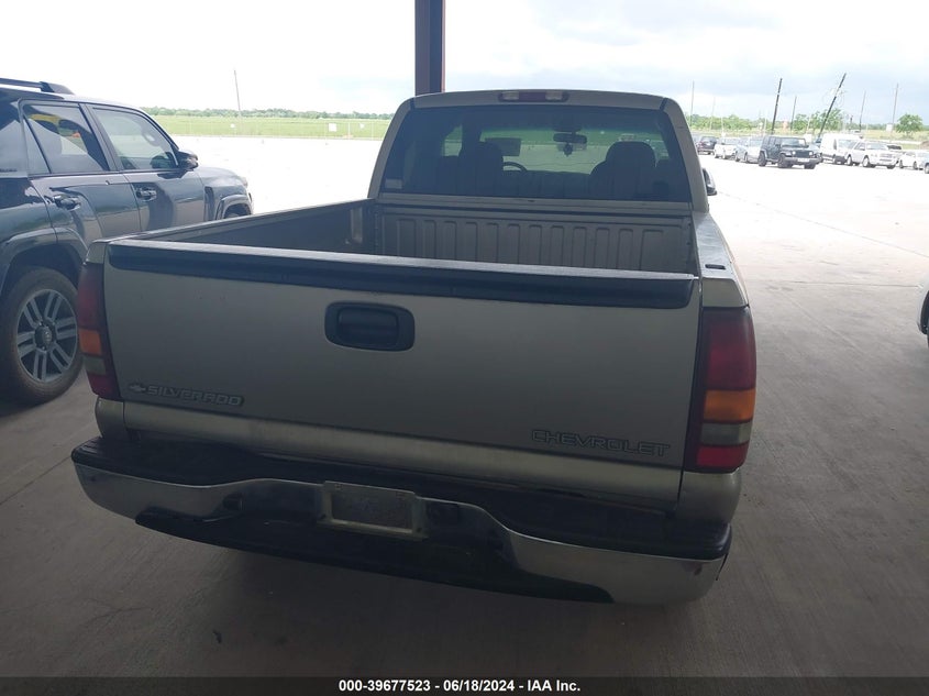 2002 Chevrolet Silverado 1500 Ls VIN: 2GCEC19W121385618 Lot: 39677523
