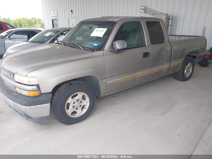 2002 Chevrolet Silverado 1500 Ls VIN: 2GCEC19W121385618 Lot: 39677523