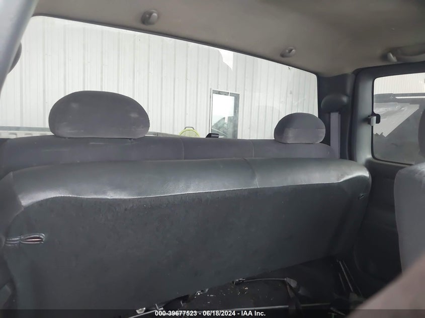 2002 Chevrolet Silverado 1500 Ls VIN: 2GCEC19W121385618 Lot: 39677523