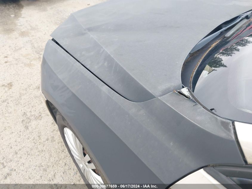 2015 Volkswagen Passat 1.8T S VIN: 1VWAT7A38FC051666 Lot: 39677659