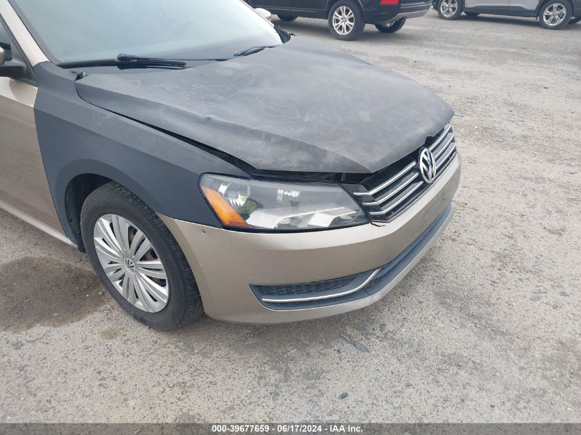 2015 Volkswagen Passat 1.8T S VIN: 1VWAT7A38FC051666 Lot: 39677659