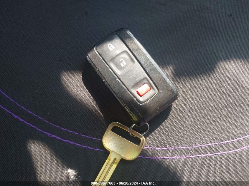 2005 Toyota Prius VIN: JTDKB20U657038817 Lot: 39677663