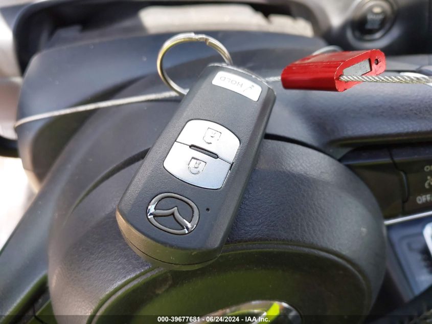 2018 Mazda Mazda3 Touring VIN: 3MZBN1L38JM195069 Lot: 39677681