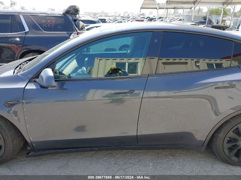 2021 Tesla Model Y Long Range Dual Motor All-Wheel Drive VIN: 5YJYGAEE6MF293287 Lot: 39677689