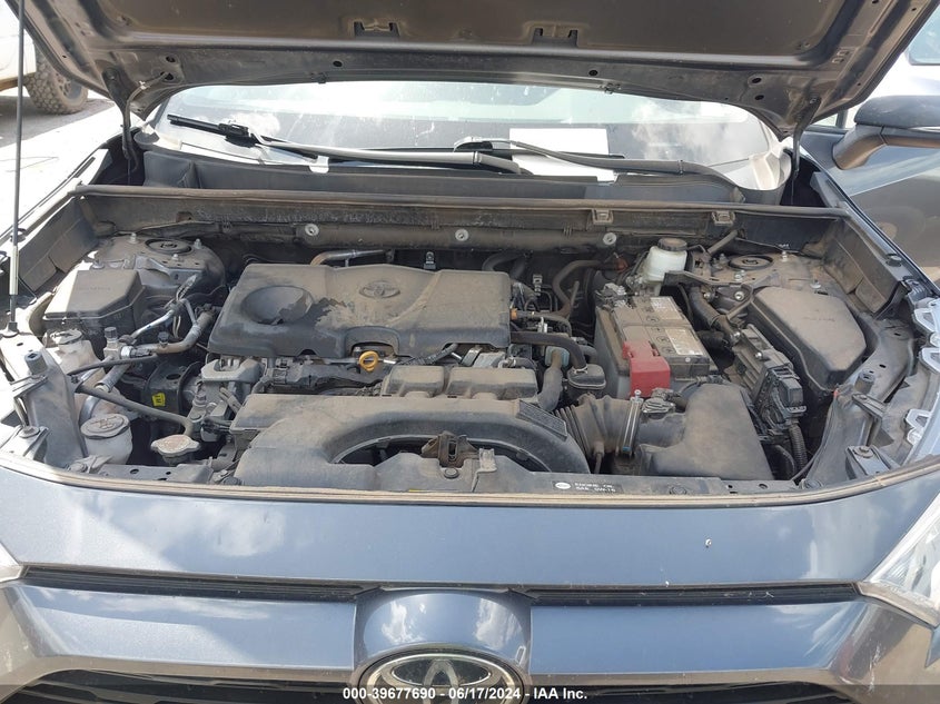 2021 Toyota Rav4 Xle Premium VIN: 2T3A1RFV1MC216838 Lot: 39677690