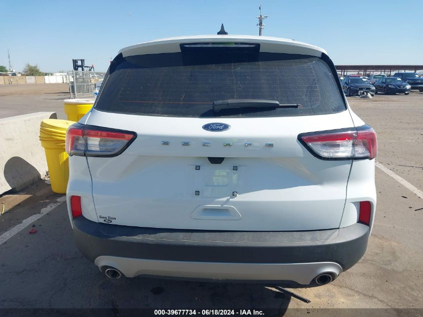 2022 Ford Escape S VIN: 1FMCU0F67NUB45948 Lot: 39677734