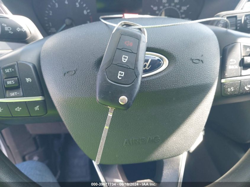 2022 Ford Escape S VIN: 1FMCU0F67NUB45948 Lot: 39677734