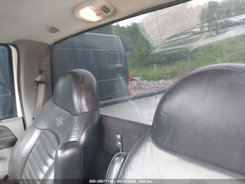 2006 Ford F-350 Xl/Xlt VIN: 1FTWF32P36ED67880 Lot: 39677749