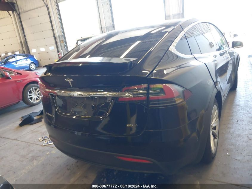 2016 Tesla Model X 60D/70D/75D/90D VIN: 5YJXCAE2XGF008172 Lot: 39677772