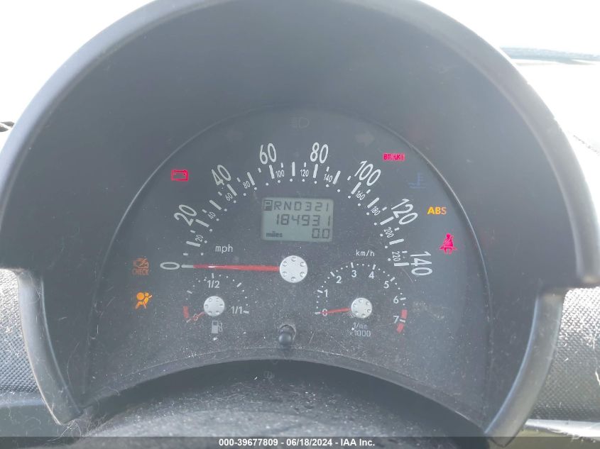 2000 Volkswagen New Beetle Gls VIN: 3VWCA21C9YM407836 Lot: 39677809