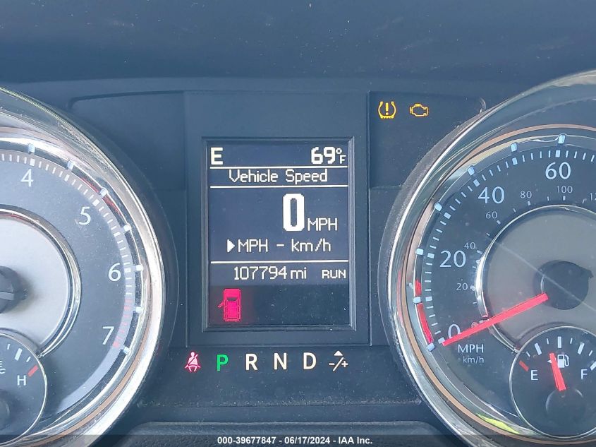 2015 Chrysler Town & Country Touring VIN: 2C4RC1BG7FR645497 Lot: 39677847