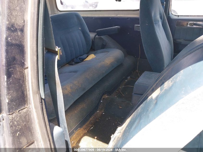 1989 Chevrolet Blazer V10 VIN: 1GNEV18K2KF128508 Lot: 39677909