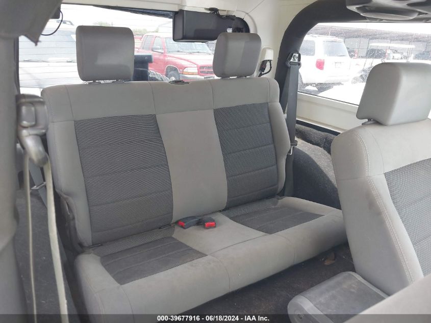 2008 Jeep Wrangler X VIN: 1J4FA24158L627397 Lot: 39677916