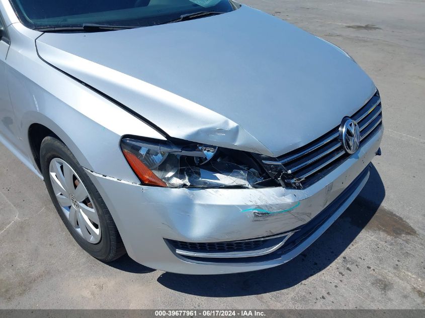 2012 Volkswagen Passat 2.5L S VIN: 1VWAP7A3XCC005353 Lot: 39677961