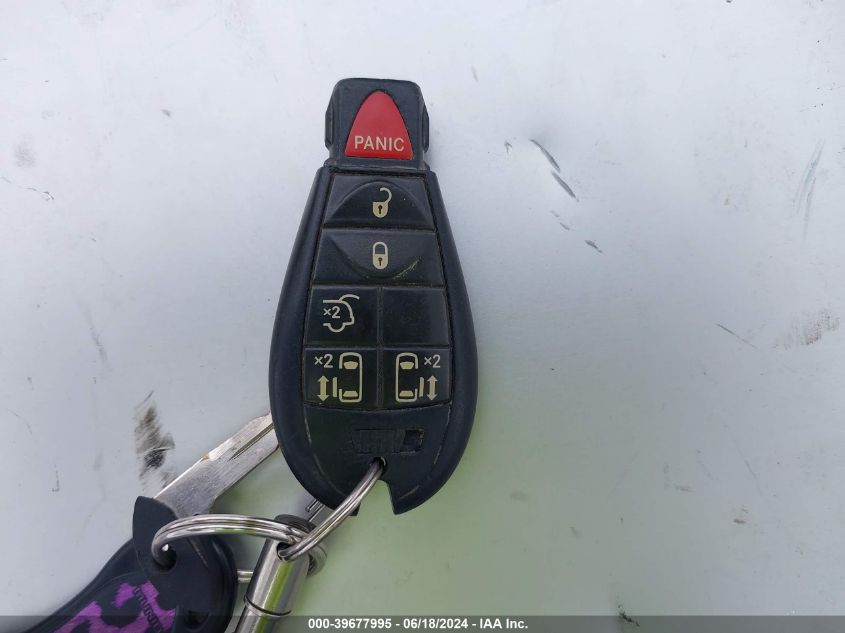 2014 Chrysler Town & Country Touring VIN: 2C4RC1BGXER270882 Lot: 39677995