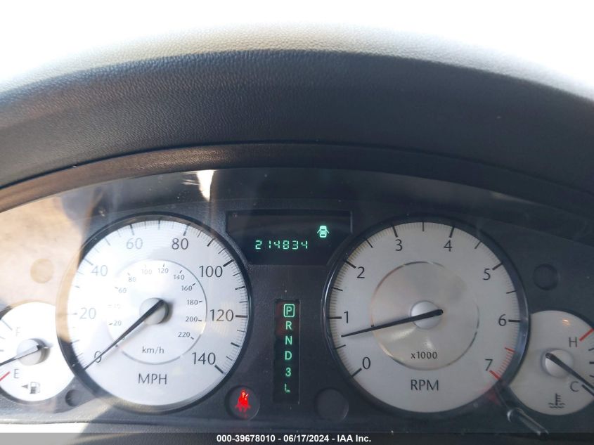 2010 Chrysler 300 Touring/Signature Series/Executive Series VIN: 2C3CA5CV5AH167955 Lot: 39678010