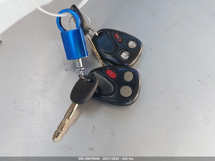 2005 Chevrolet Suburban 1500 Lt VIN: 3GNEC16Z25G203992 Lot: 39678045