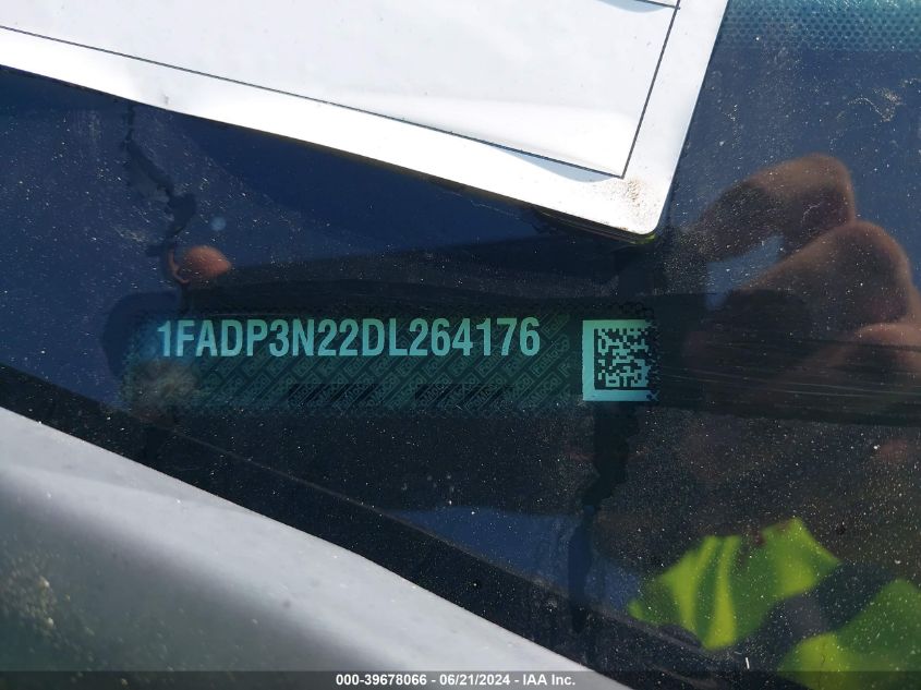 2013 Ford Focus Titanium VIN: 1FADP3N22DL264176 Lot: 39678066