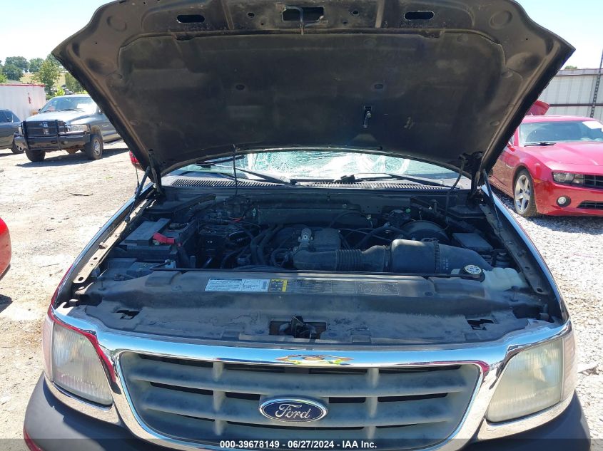 2002 Ford F-150 Xl/Xlt VIN: 1FTRX17222KE05784 Lot: 39678149