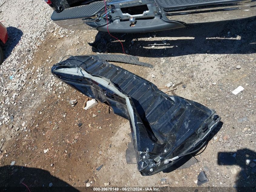 2002 Ford F-150 Xl/Xlt VIN: 1FTRX17222KE05784 Lot: 39678149