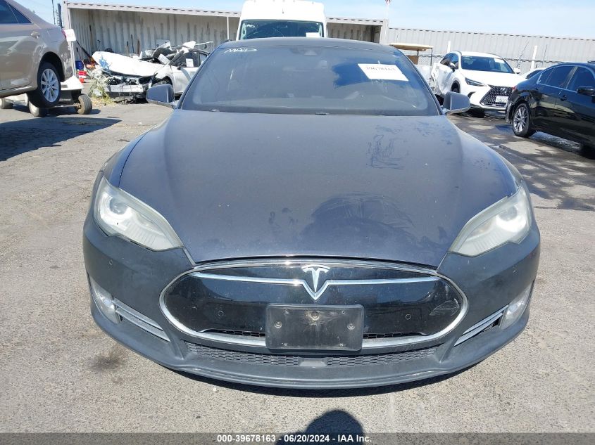 2015 Tesla Model S 70D/85D/P85D VIN: 5YJSA1H22FFP74228 Lot: 39678163