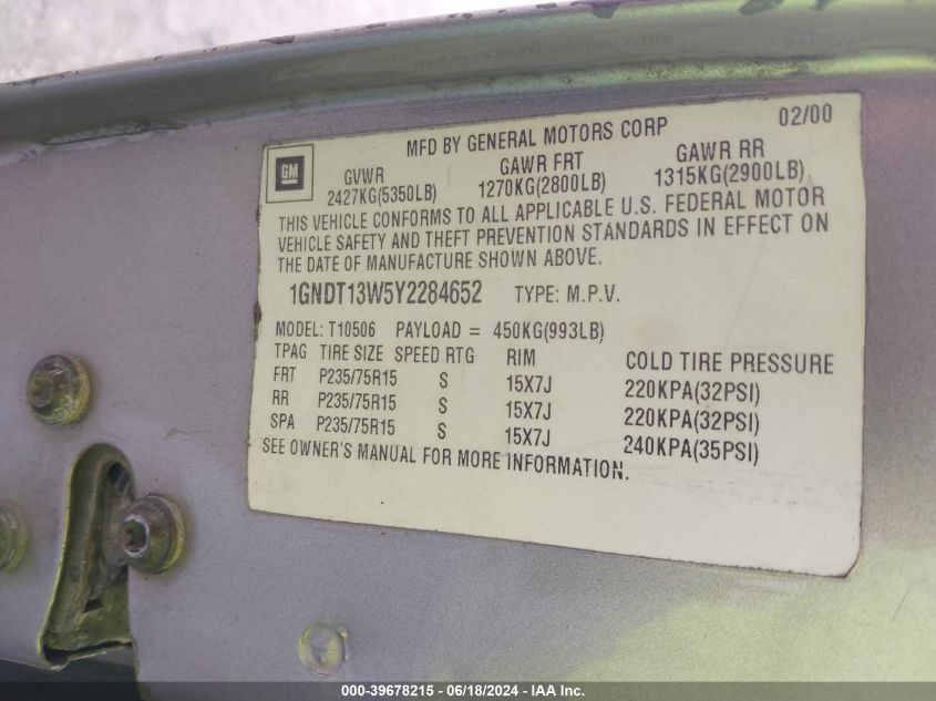 2000 Chevrolet Blazer Lt VIN: 1GNDT13W5Y2284652 Lot: 39678215
