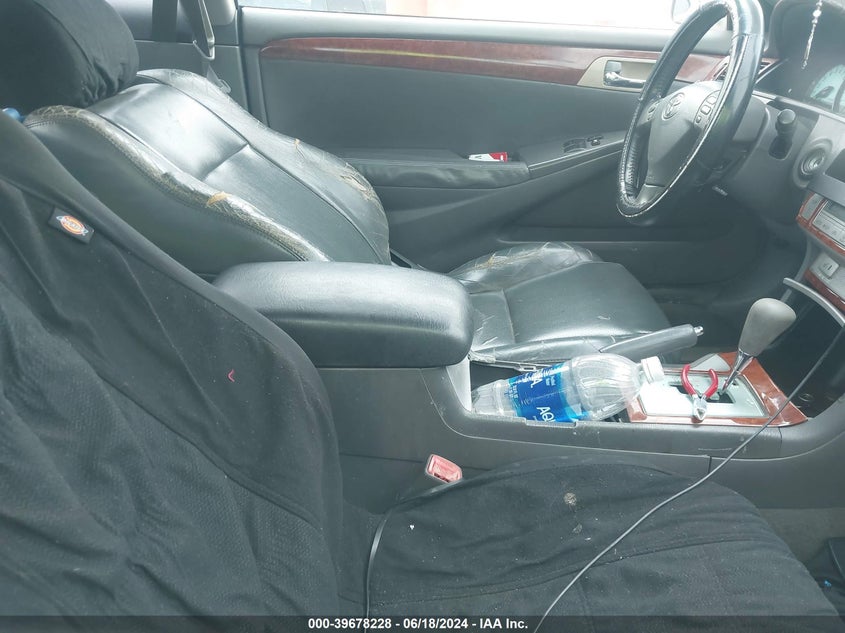 2004 Toyota Camry Solara Sle V6 VIN: 4T1CA30P84U007183 Lot: 39678228