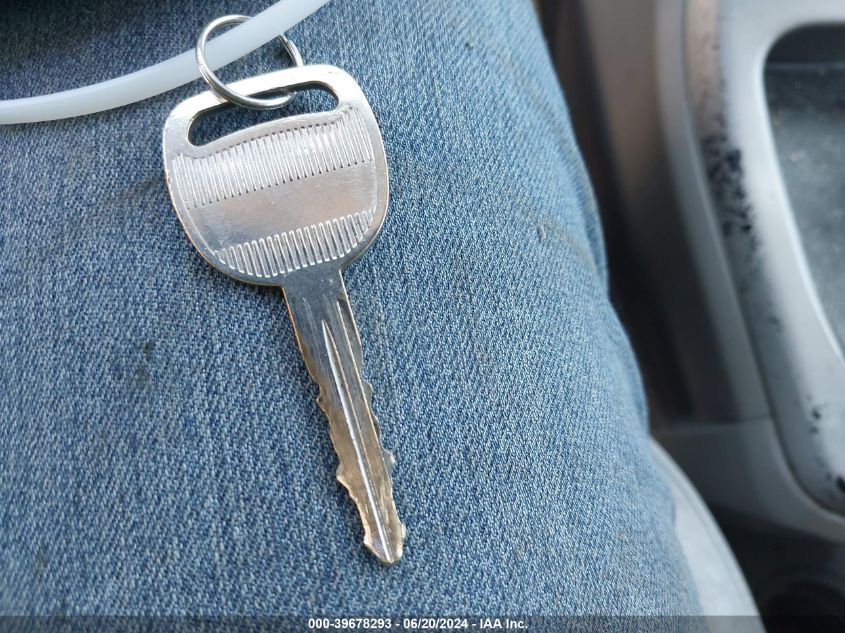 2005 Chevrolet Equinox Lt VIN: 2CNDL73F956038273 Lot: 39678293