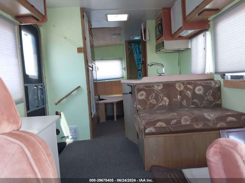 1987 Ford Econoline E350 Cutaway Van VIN: 1FDKE30L5HHB97746 Lot: 39678405