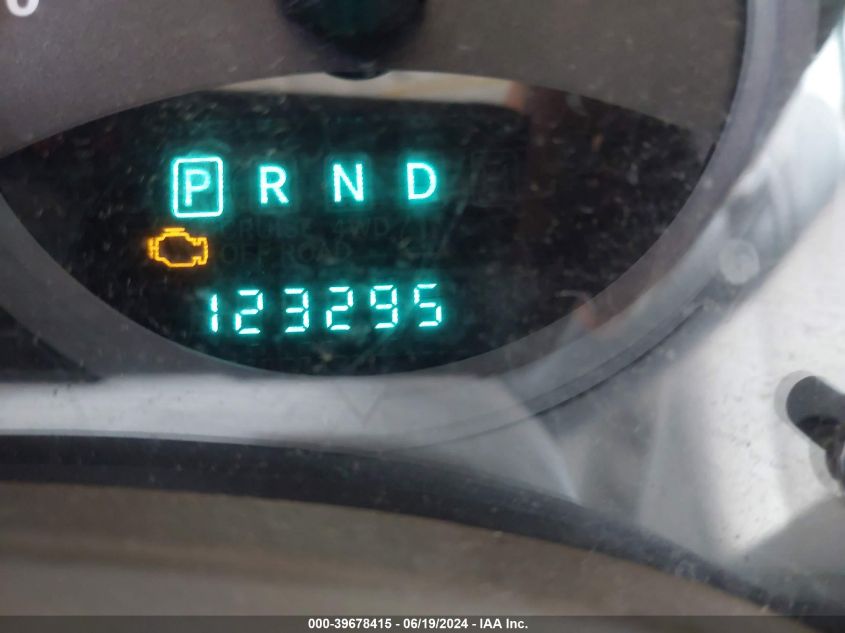 2008 Jeep Compass Sport VIN: 1J8FT47WX8D530735 Lot: 39678415