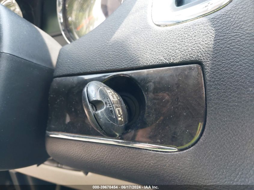 2012 Chrysler Town & Country Touring VIN: 2C4RC1BG6CR239755 Lot: 39678454