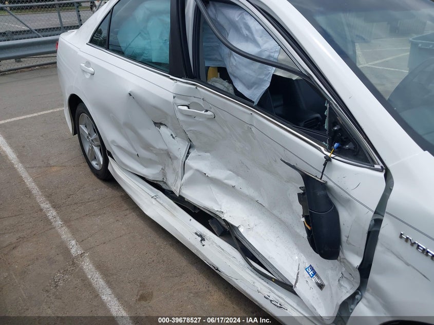 2014 Toyota Camry Hybrid Se Limited Edition VIN: 4T1BD1FK4EU136364 Lot: 39678527