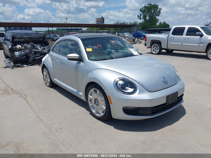 2016 VOLKSWAGEN BEETLE 1.8T SEL - 3VWJ07AT2GM617619