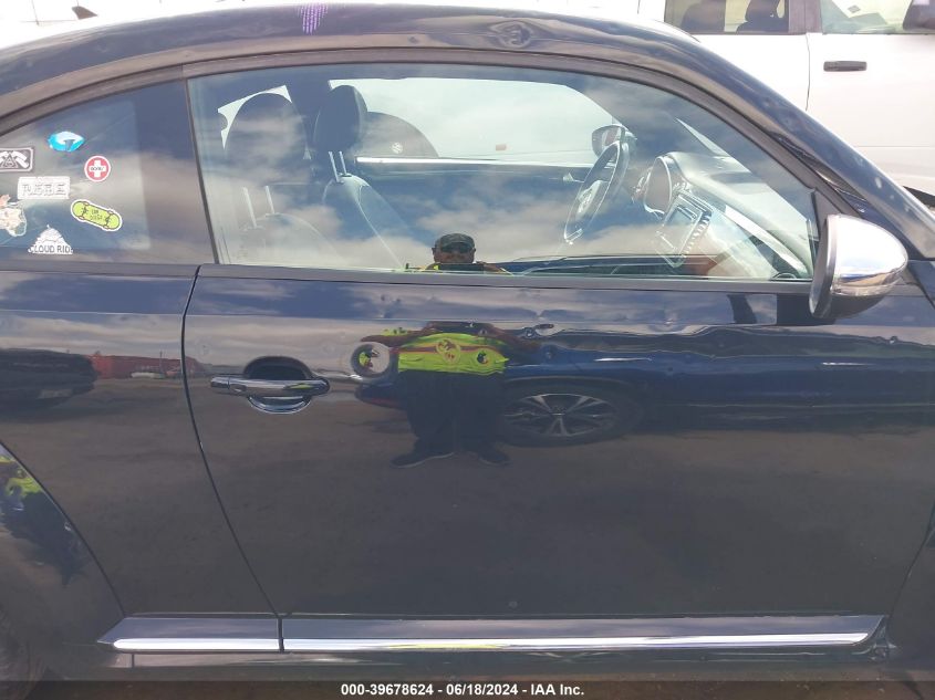 2013 Volkswagen Beetle 2.5L Fender Edition VIN: 3VWJP7AT2DM660901 Lot: 39678624