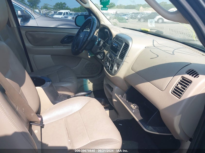 2003 Ford Escape Xlt VIN: 1FMYU93103KA39787 Lot: 39678640