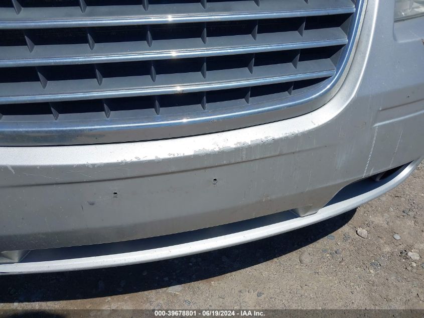 2010 Chrysler Town & Country Touring VIN: 2A4RR5D14AR338743 Lot: 39678801