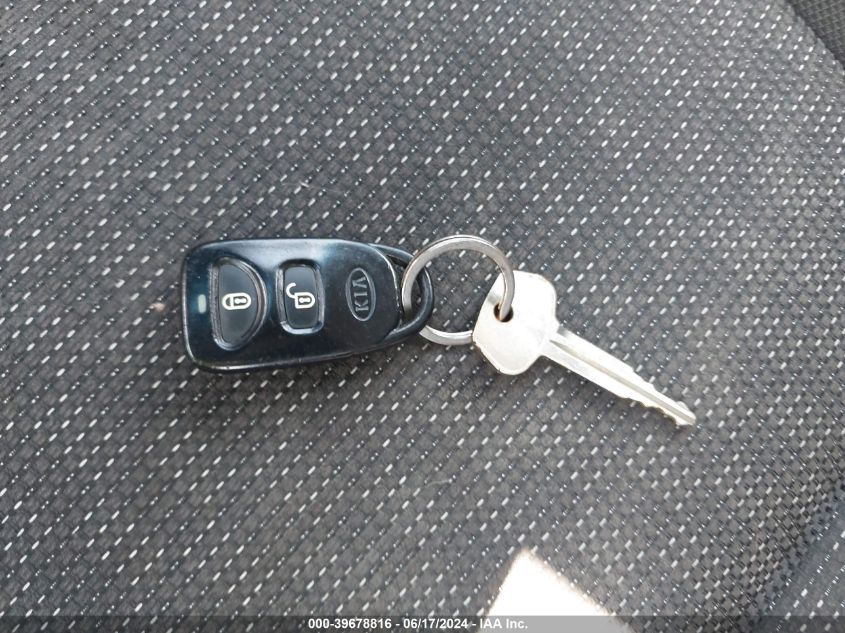 2007 Kia Sportage Lx V6 VIN: KNDJE723777440188 Lot: 39678816