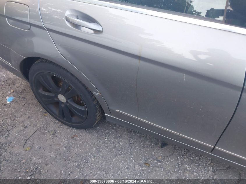 2009 Mercedes-Benz C 300 Luxury 4Matic/Sport 4Matic VIN: WDDGF81X59F206633 Lot: 39678896